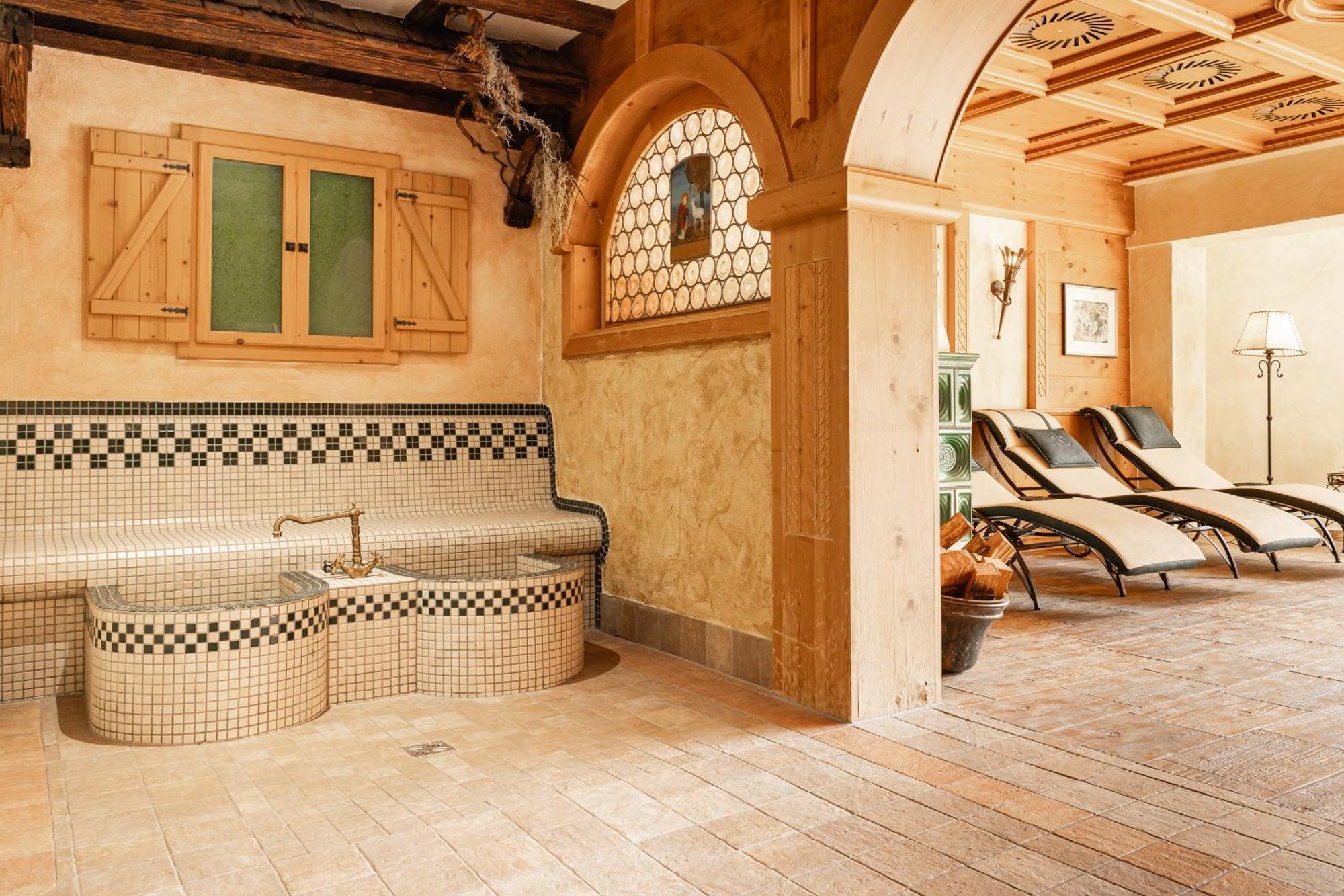 Hotel Berghof Neustift im Stubaital Bagian luar foto
